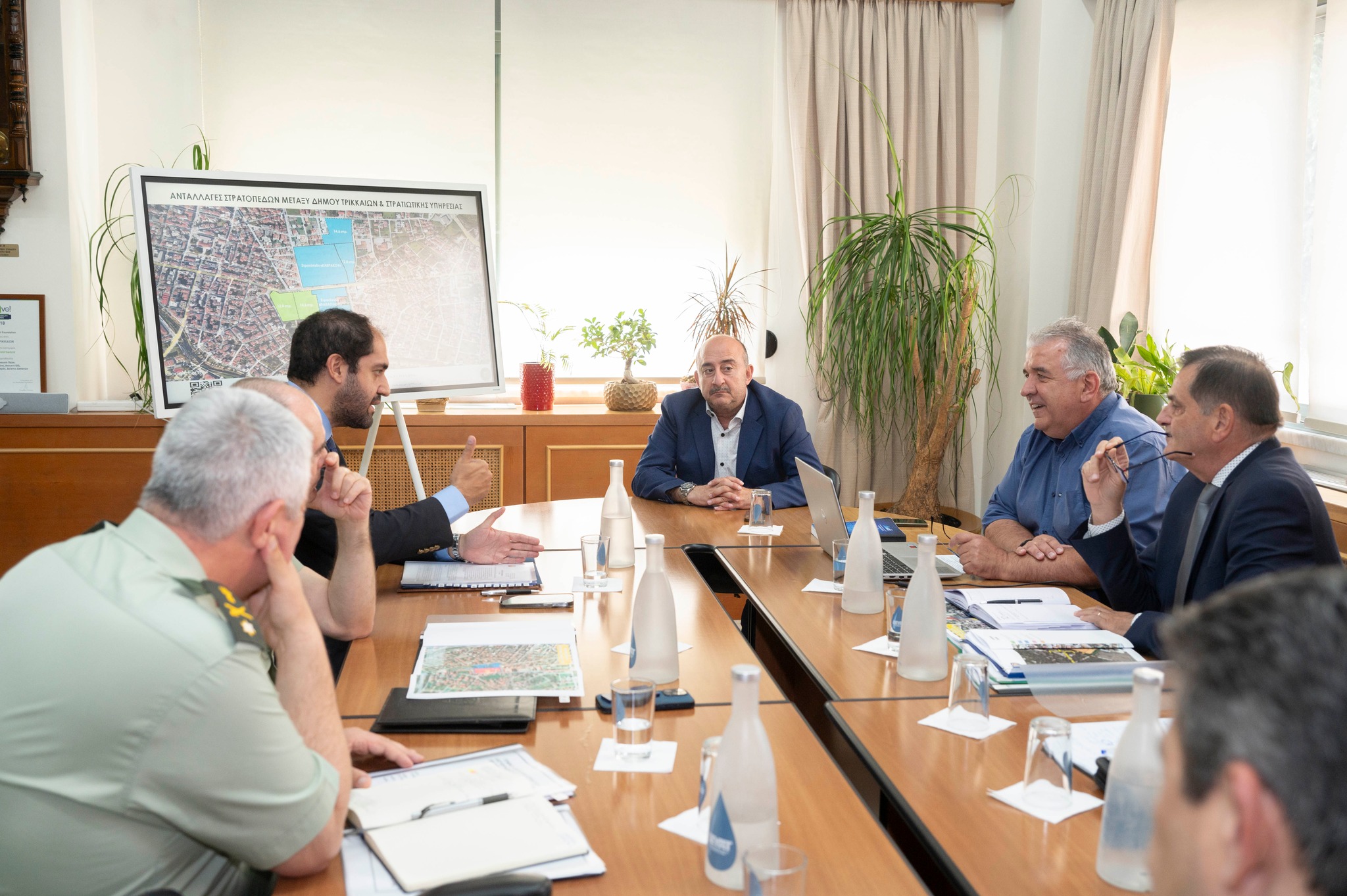 Συμφωνία ΥΠΕΘΑ και Δήμου Τρικκαίων για την επέκταση των εγκαταστάσεων της ΣΜΥ