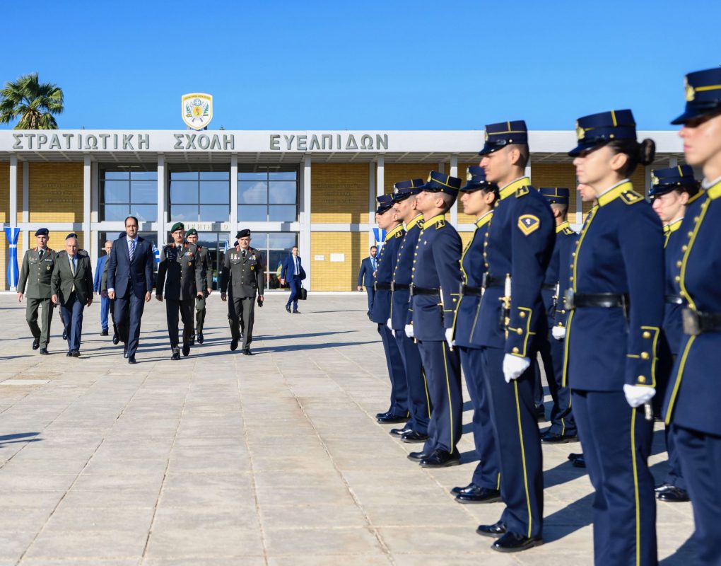 Εγκαίνια στο Μνημείο Πεσόντων Αξιωματικών Ευελπίδων στη Στρατιωτική Σχολή Ευελπίδων (ΣΣΕ)