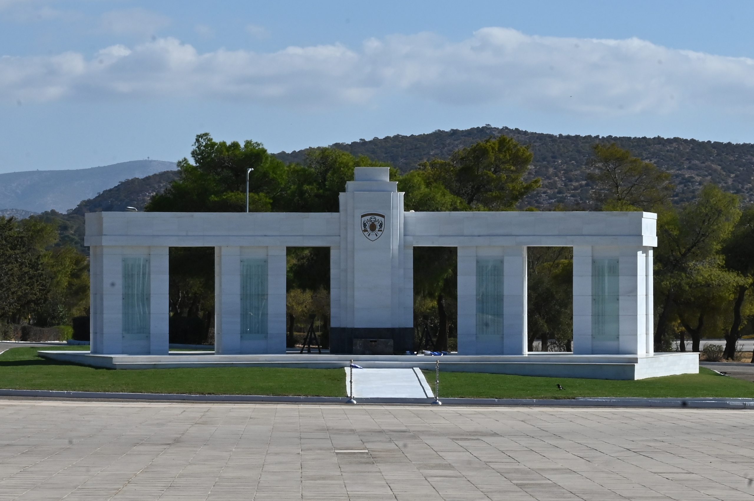 Μνημείο Πεσόντων Αξιωματικών και Ευελπίδων στη ΣΣΕ