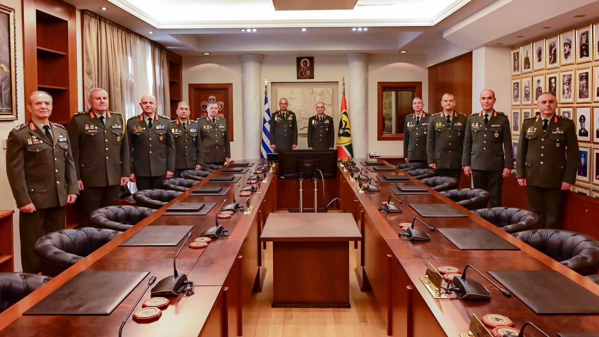 Το νέο ΑΣΣ και ο Αρχηγός ΓΕΕΘΑ Στρατηγός Δημήτριος Χούπης