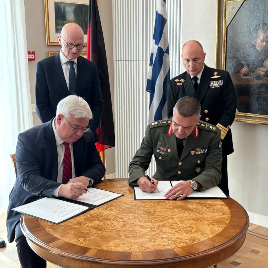 Πολεμικό Ναυτικό: Υπογραφή Σύμβασης για την αγορά 52 πυραύλων RAM Block 2A