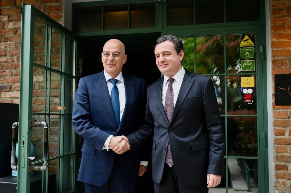 Ο Υπουργός Εθνικής Άμυνας Νίκος Δένδιας και ο Πρωθυπουργός του Κοσόβου Albin Kurti