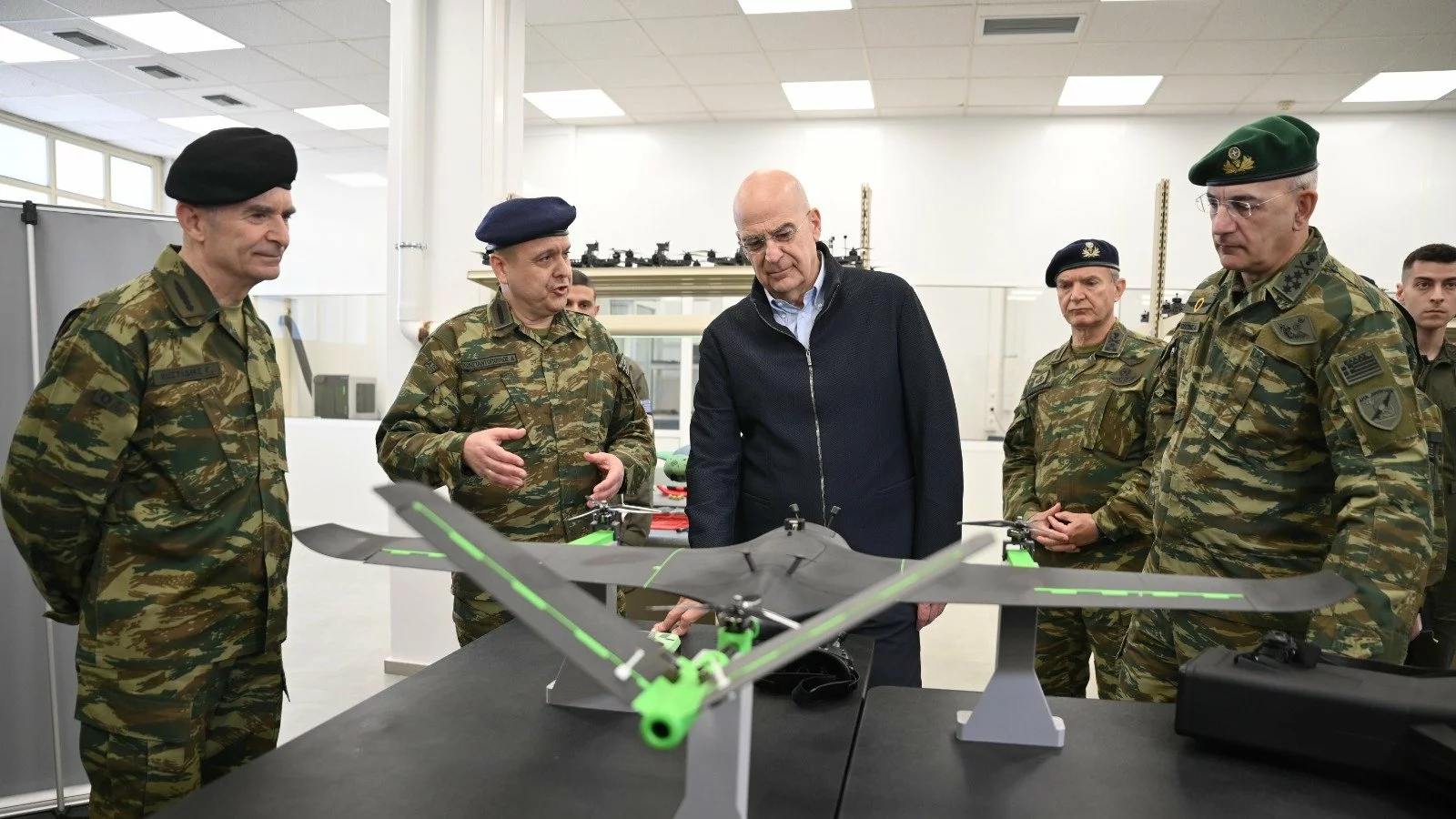 Drones στο 306 Εργοστάσιο Βάσης Τηλεπικοινωνιών (306 ΕΒΤ)