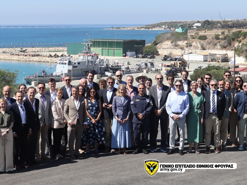 Εκτοξευτής Κατευθυνόμενων Βλημάτων EXOCET MM40 BLOCK 3C της Εθνικής Φρουράς στην Ναυτική Βάση "ΕΥΑΓΓΕΛΟΣ ΦΛΩΡΑΚΗΣ" στο Μαρί.