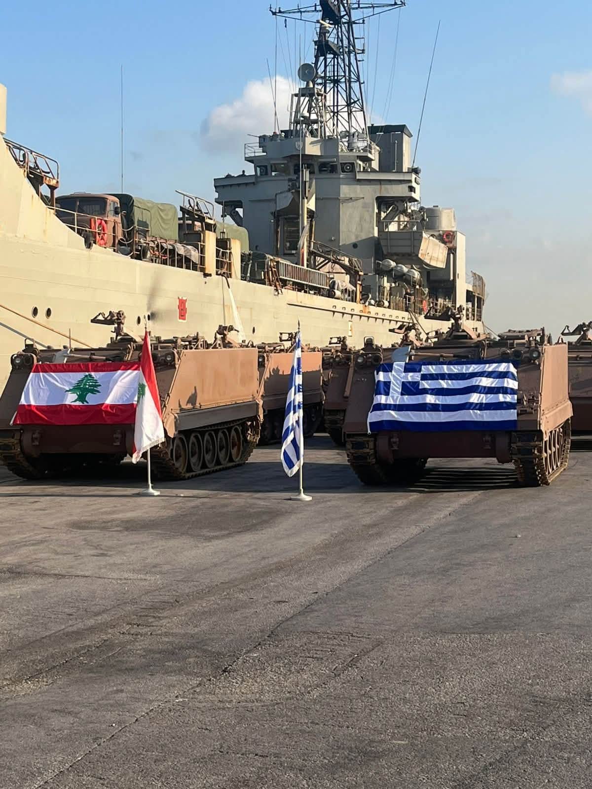 ΥΠΕΘΑ: Δεύτερη αποστολή 13 Μ-113 και 10 STEYR 680M στον Λίβανο