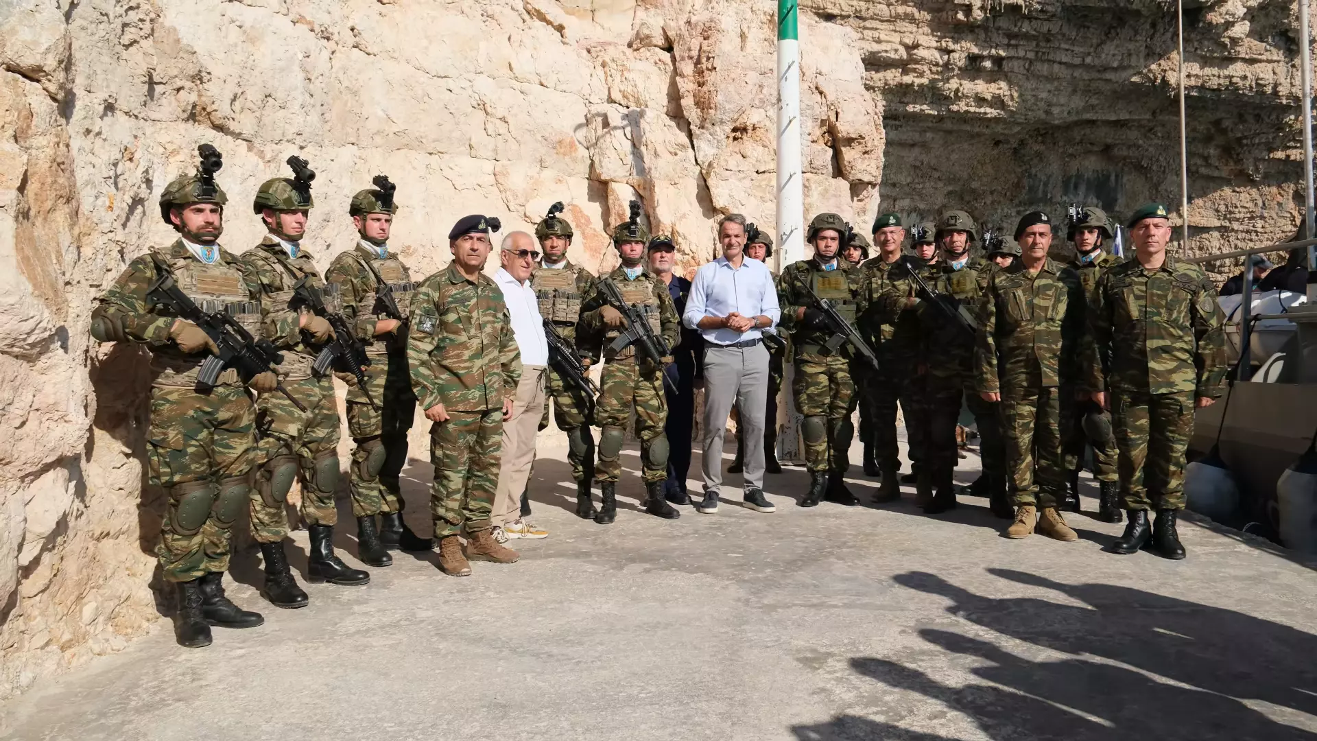 Επίσκεψη Πρωθυπουργού στο Καστελλόριζο, τη Ρω και τη Στρογγύλη