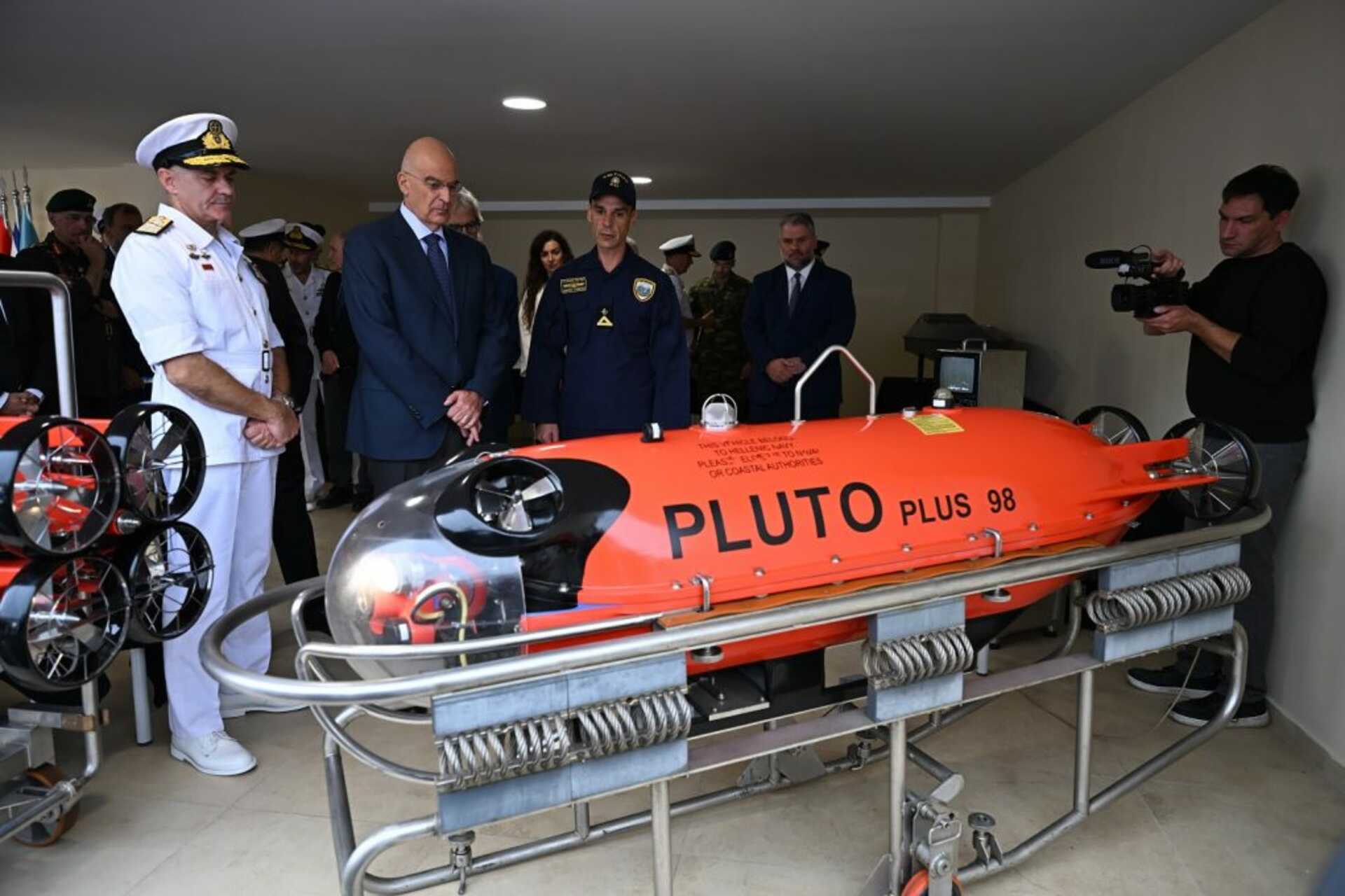 USV "PLUTO PLUS" και "PLUTINO"